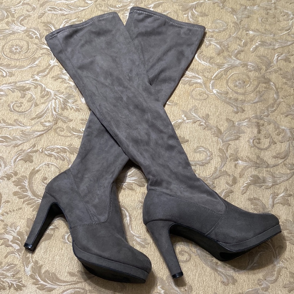 New Direction Faux Suede Pull On OTK Boots 8 1/2
